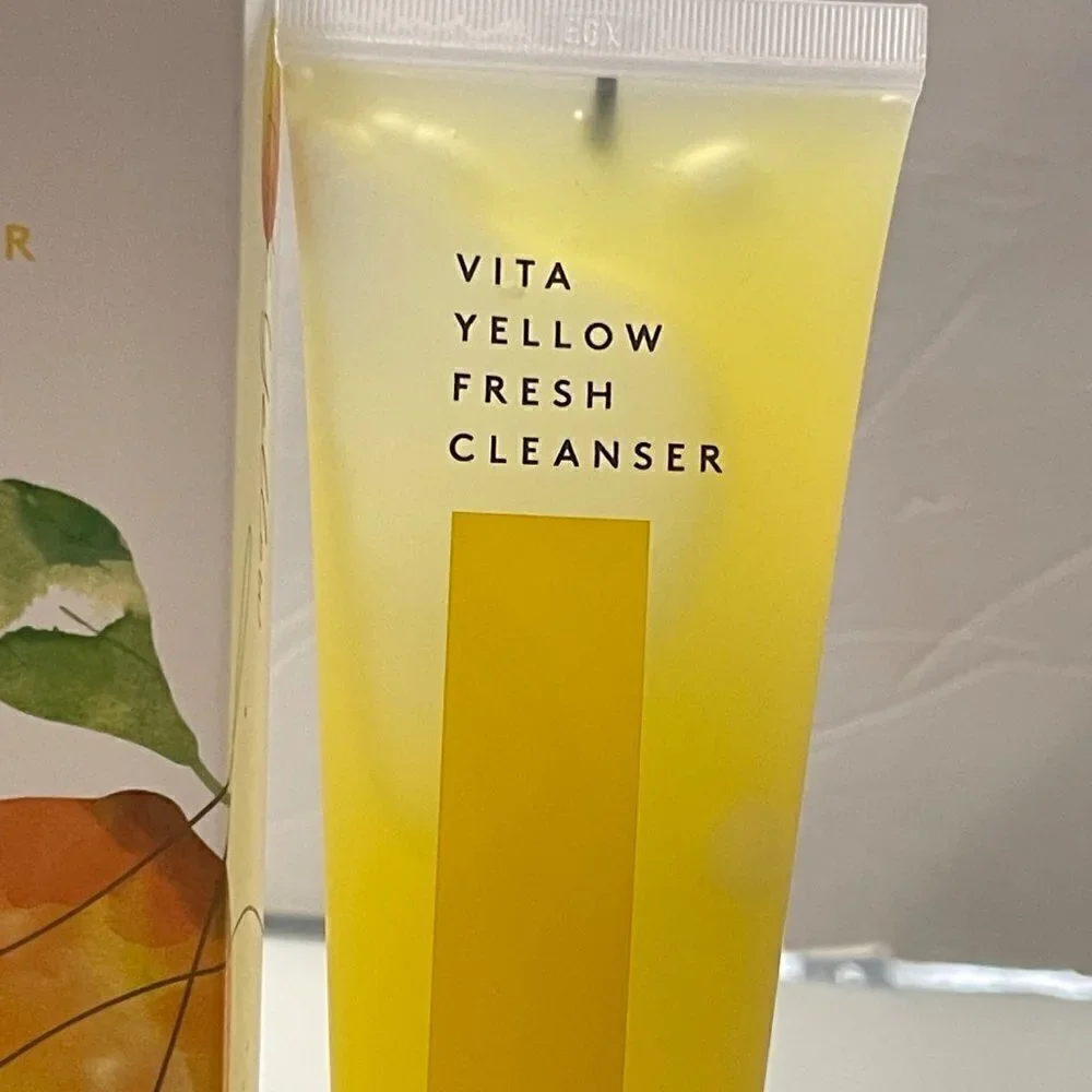 Lapalette Beauty BNIB Vitamin C Skin Detox Vita Yellow Fresh Cleanser